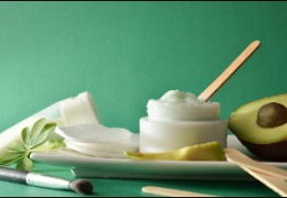 貼片面膜和涂抹面膜，哪個更適合你的肌膚？